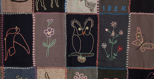 Q8572 Wool Embroidered Folk Art Signature Quilt